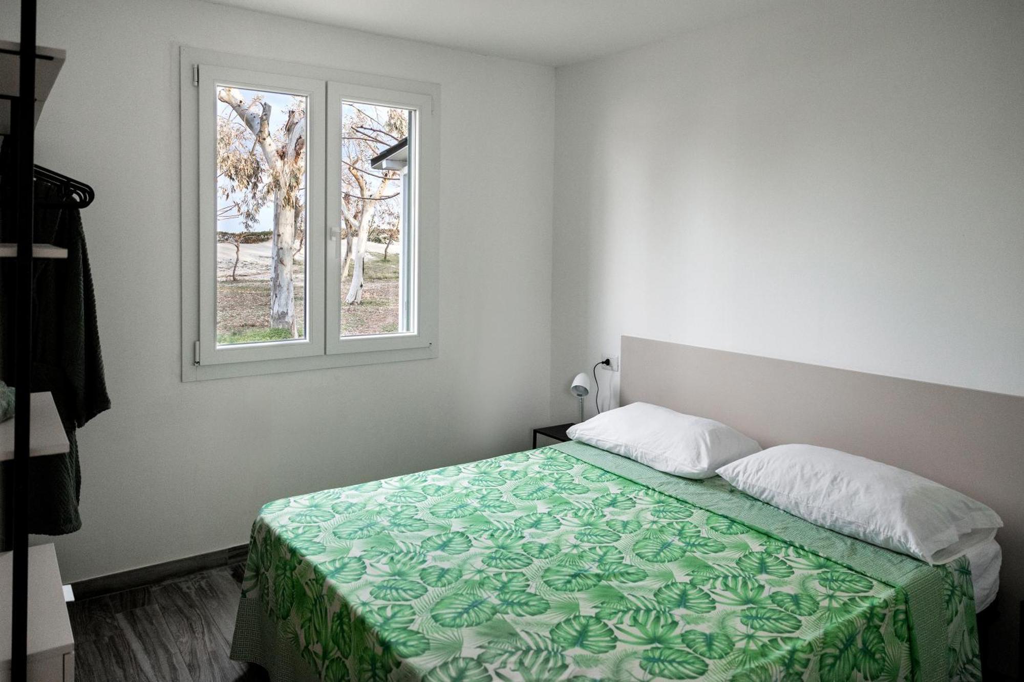 Villaggio Camping Poseidon - Bungalows & Rooms With Sea View In Nature Santa Caterina Dello Ionio Marina Zewnętrze zdjęcie